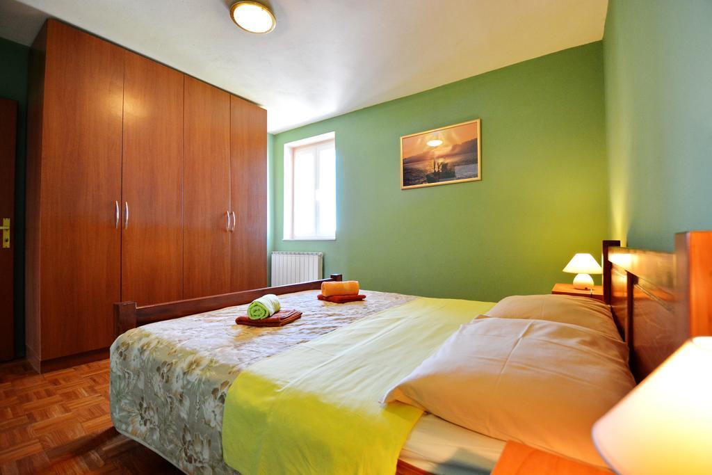 Apartments Sol Солине Екстериор снимка