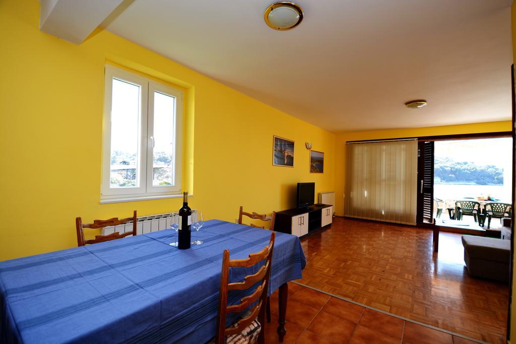 Apartments Sol Солине Екстериор снимка