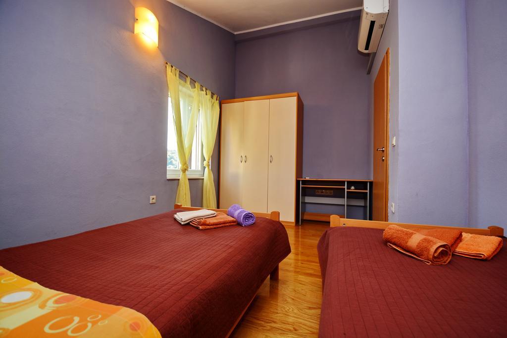 Apartments Sol Солине Екстериор снимка